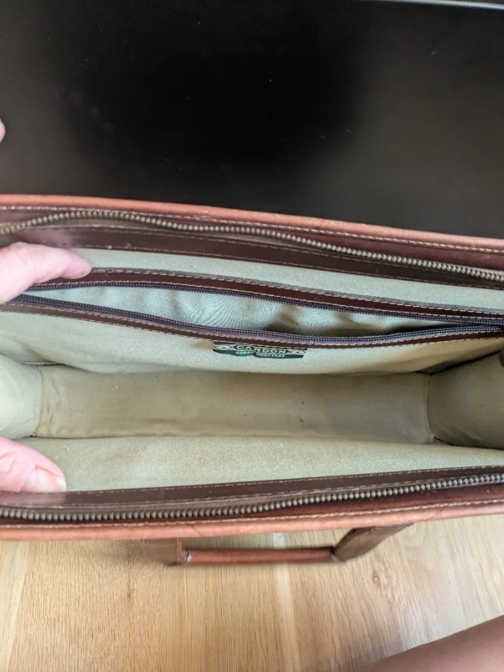 Vintage Capybara Cardon-Cosas Nuestras leather briefcase w/ solid brass hardware